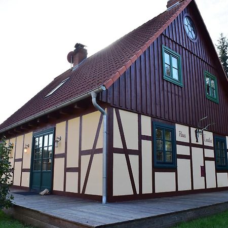 Charming, Restored Holiday Home In Wendorf Extérieur photo
